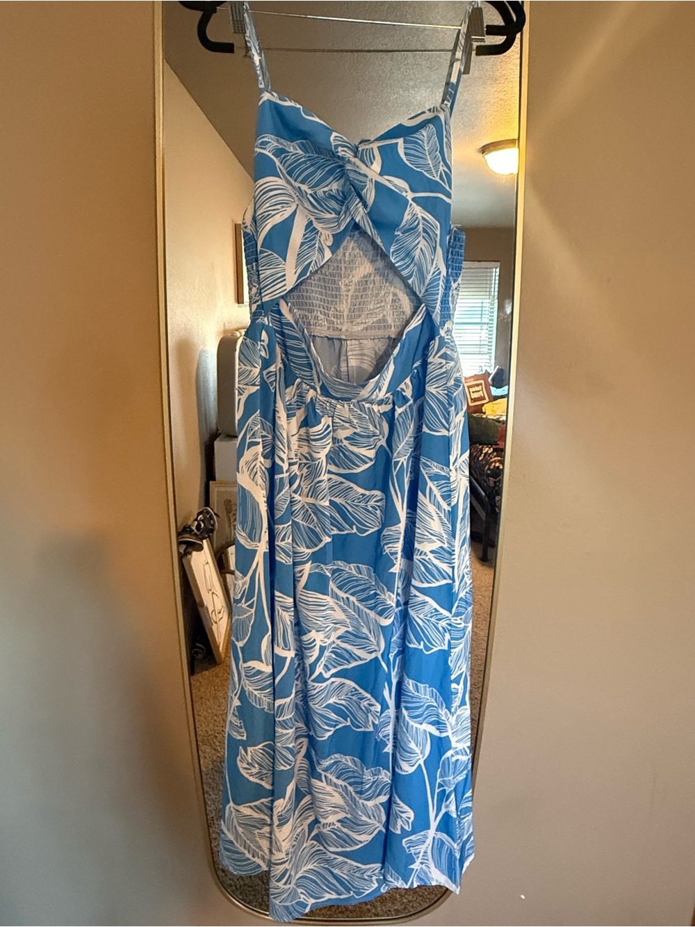 Source Unknown Blue and White Leaf-Print Midi Dress